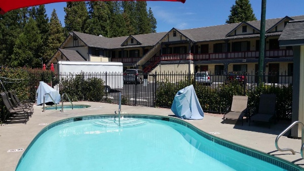 Wildwood Inn image 3